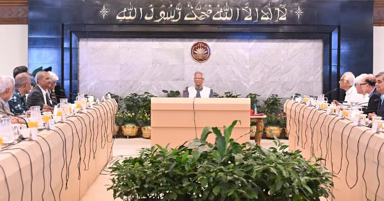 উপদেষ্টা পরিষদের বৈঠক